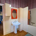Manoir Des Comtes Bed & Breakfast