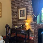 Bed & Breakfast Manoir Des Comtes