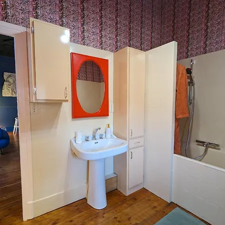 Manoir Des Comtes Bed & Breakfast