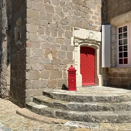 Manoir Des Comtes Bed & Breakfast Confolens